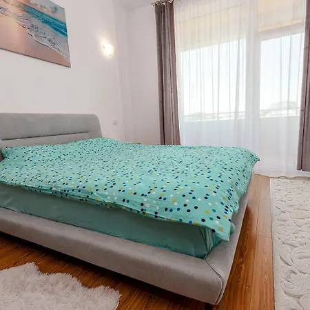 Seven Breeze Apartament *